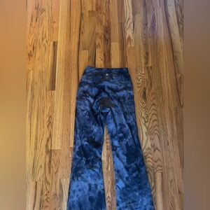 lululemon diamond eye flare leggings